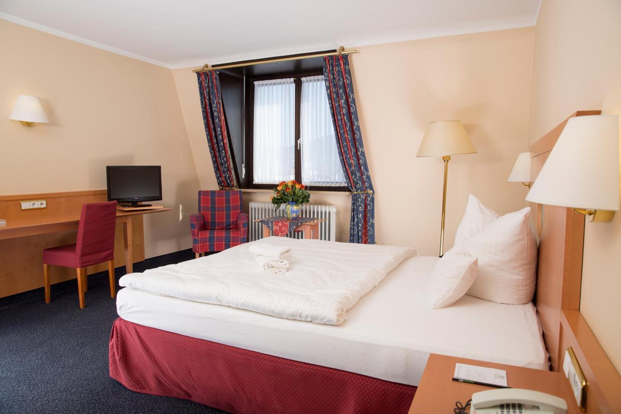 Hotel Dietmayr 노이막트인더오버팔츠 외부 사진