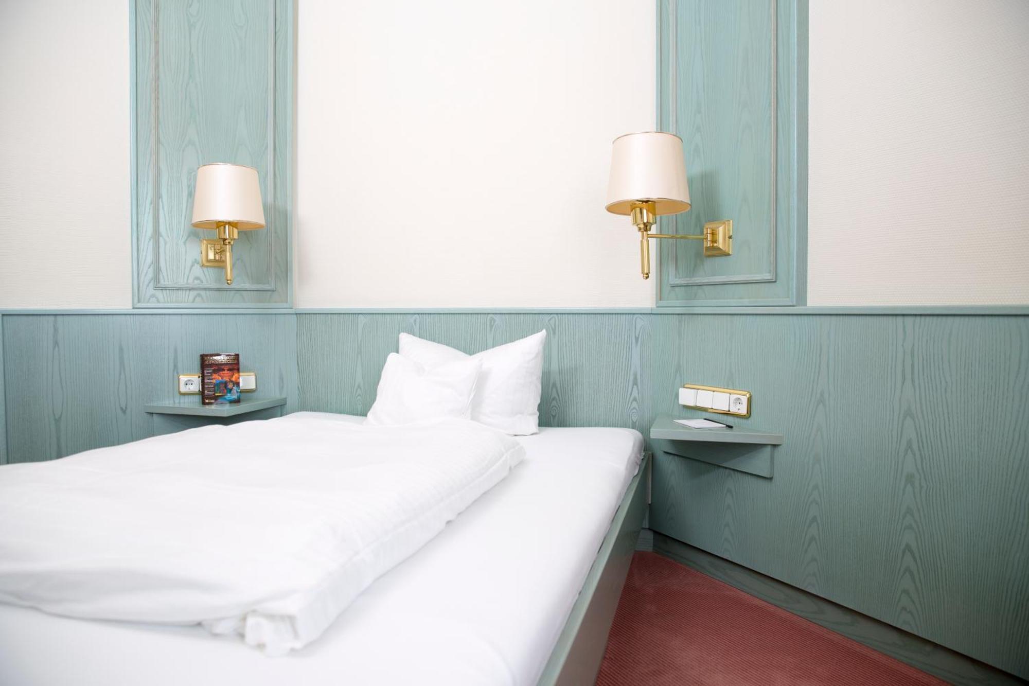Hotel Dietmayr 노이막트인더오버팔츠 외부 사진